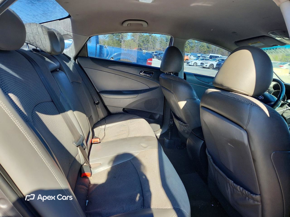 Hyundai Sonata 2012