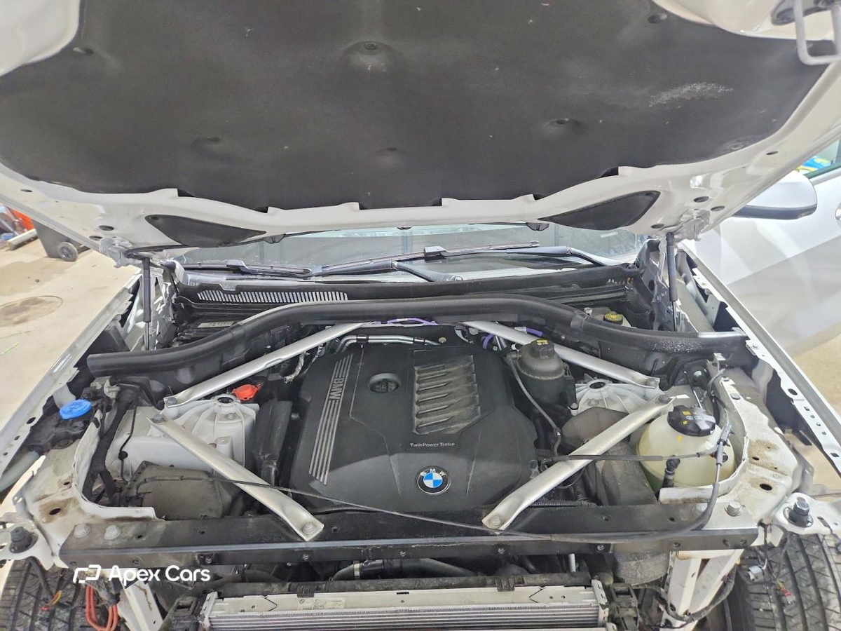 BMW X5 2021