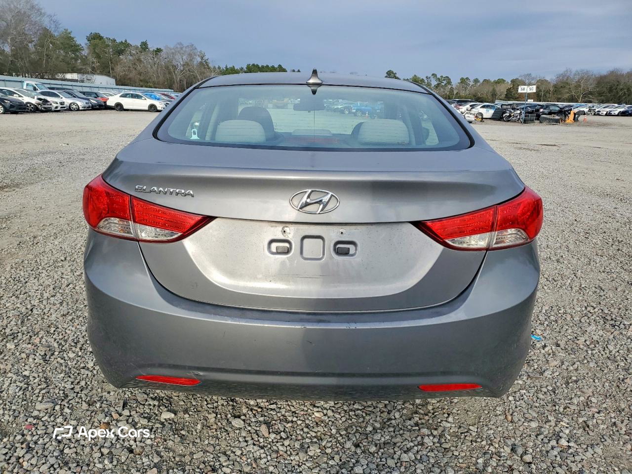 Hyundai Elantra 2012