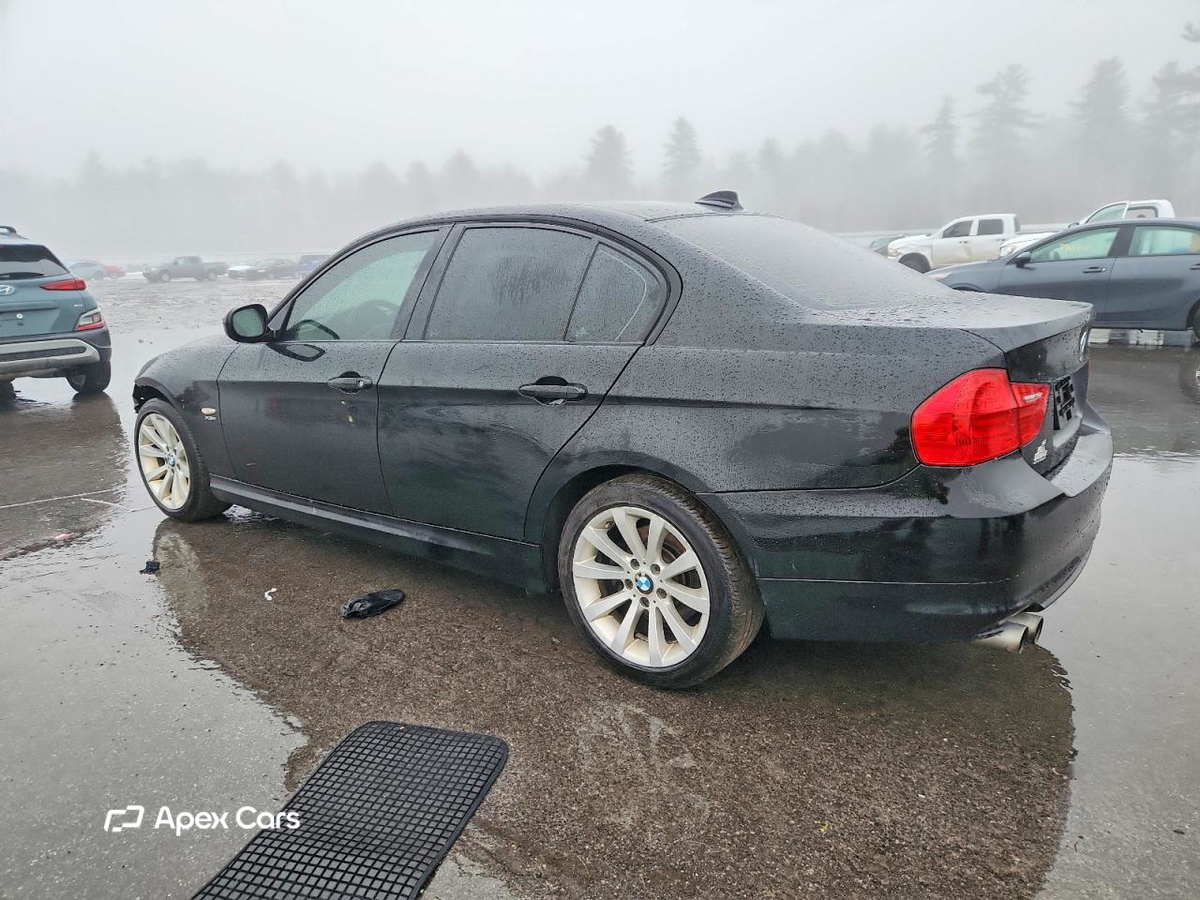 BMW Series 3 2011