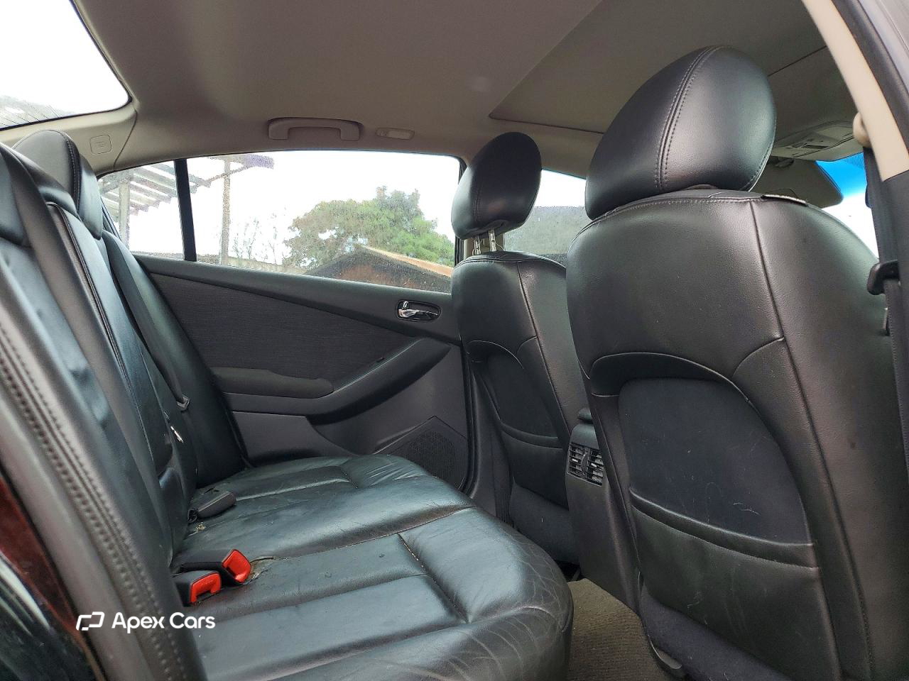 Nissan Altima 2012