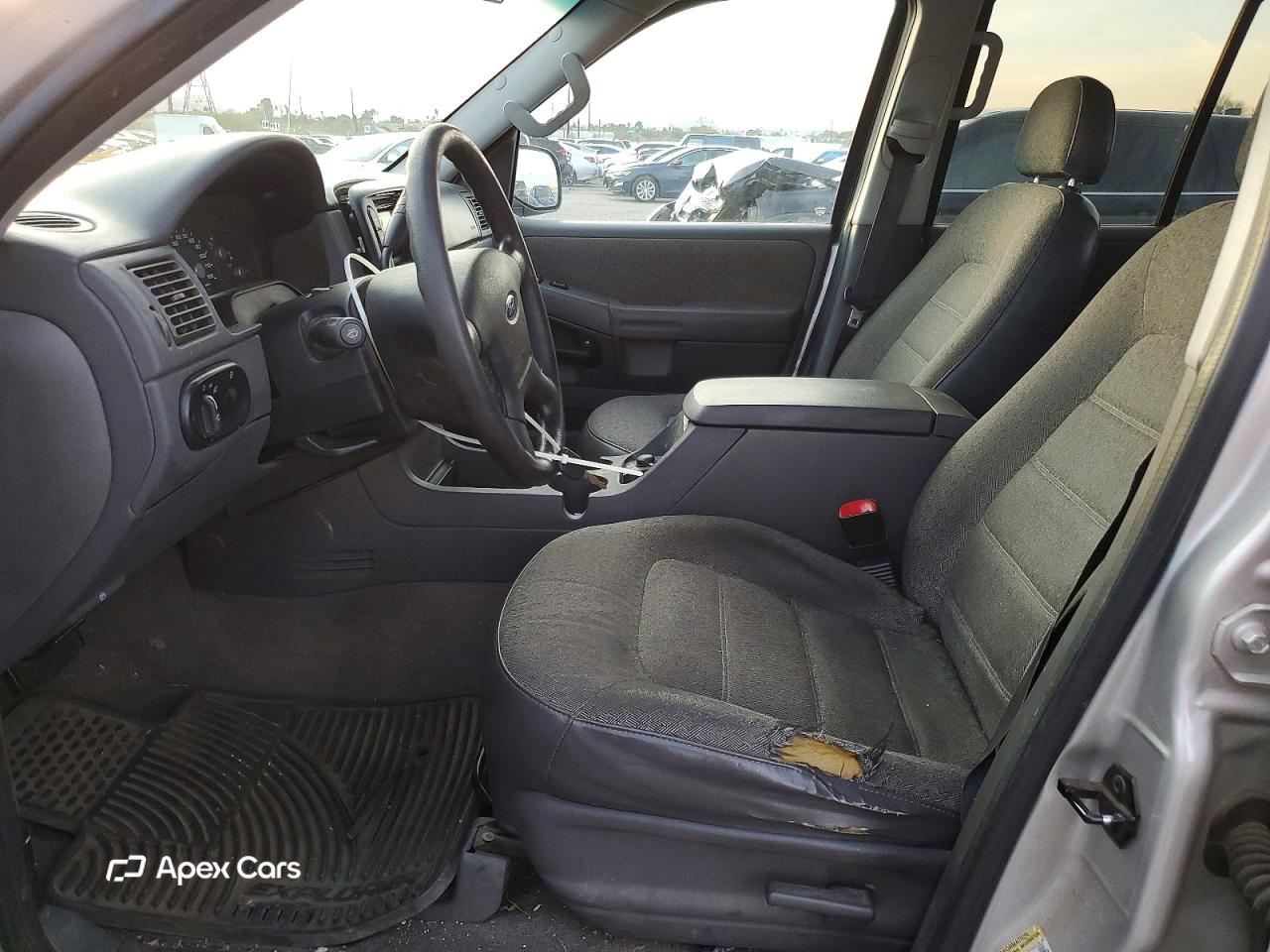 Ford Explorer 2004