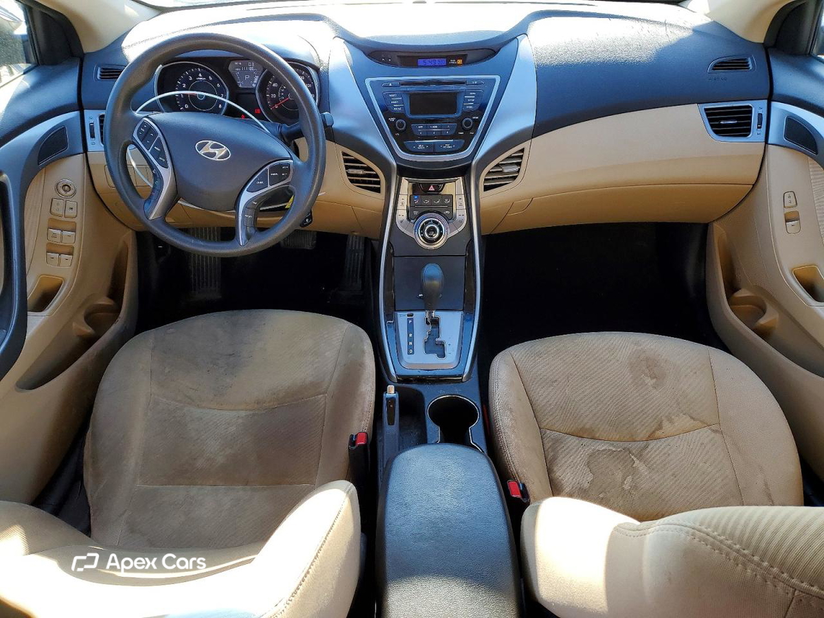 Hyundai Elantra 2013