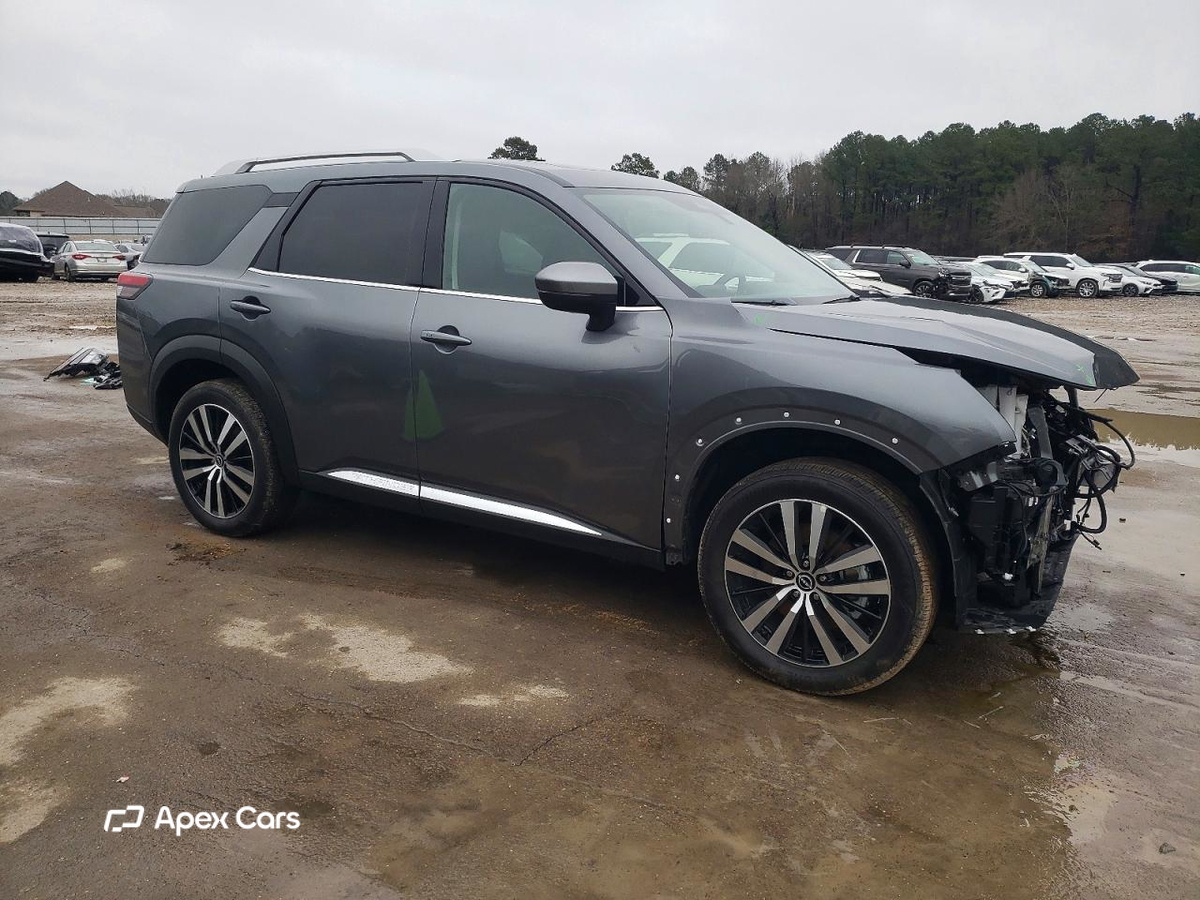 Nissan Pathfinder 2025