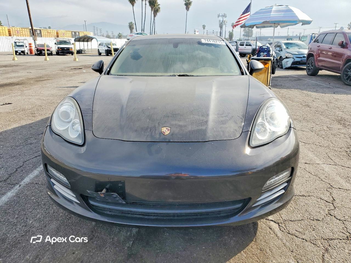 Porsche Panamera 2011