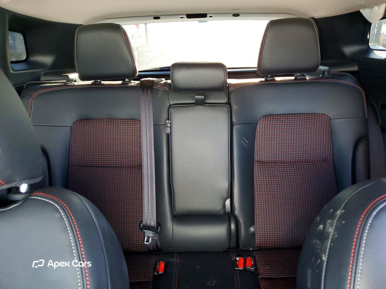 Nissan Kicks 2025