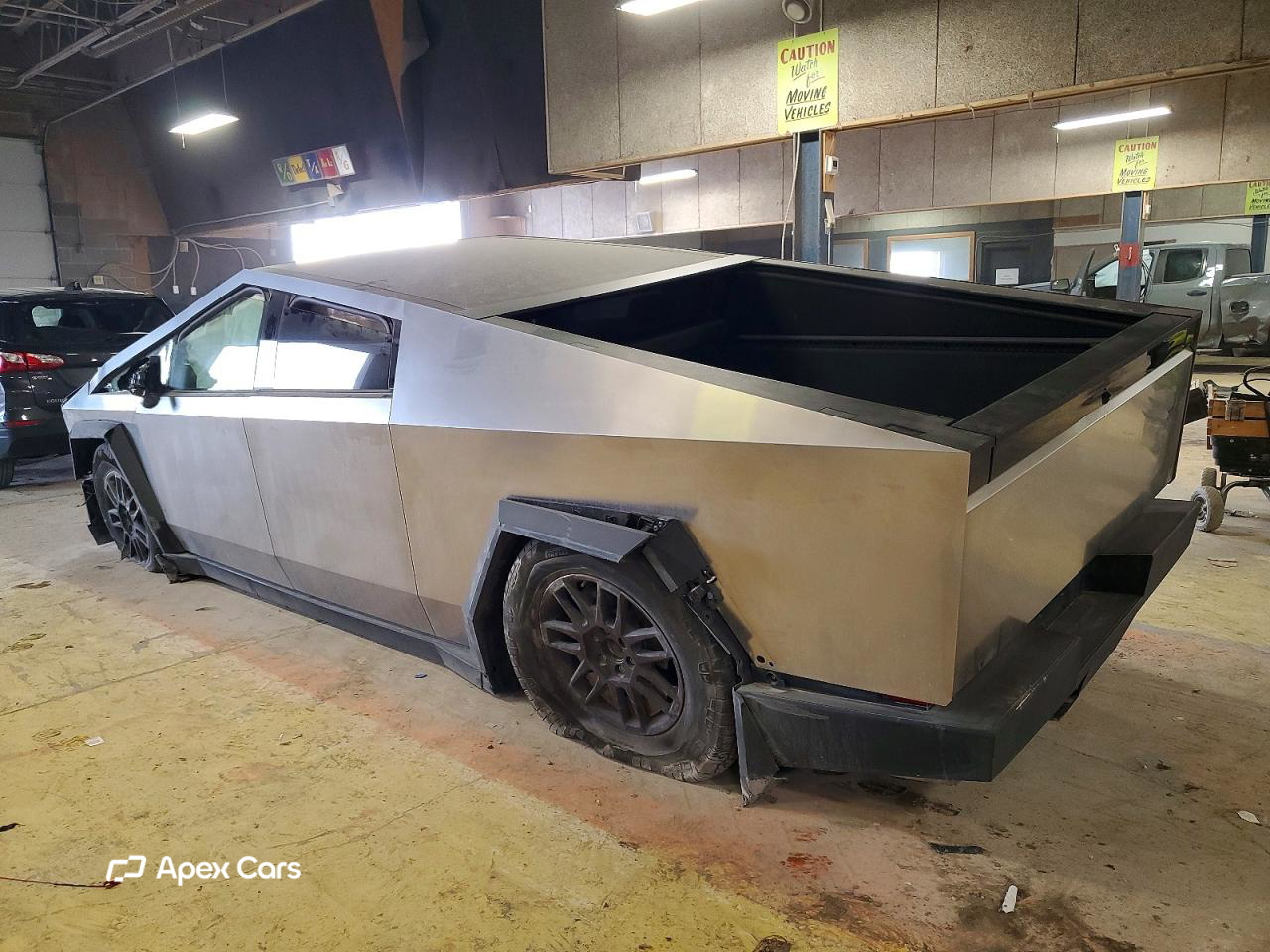 Tesla Cybertruck 2025