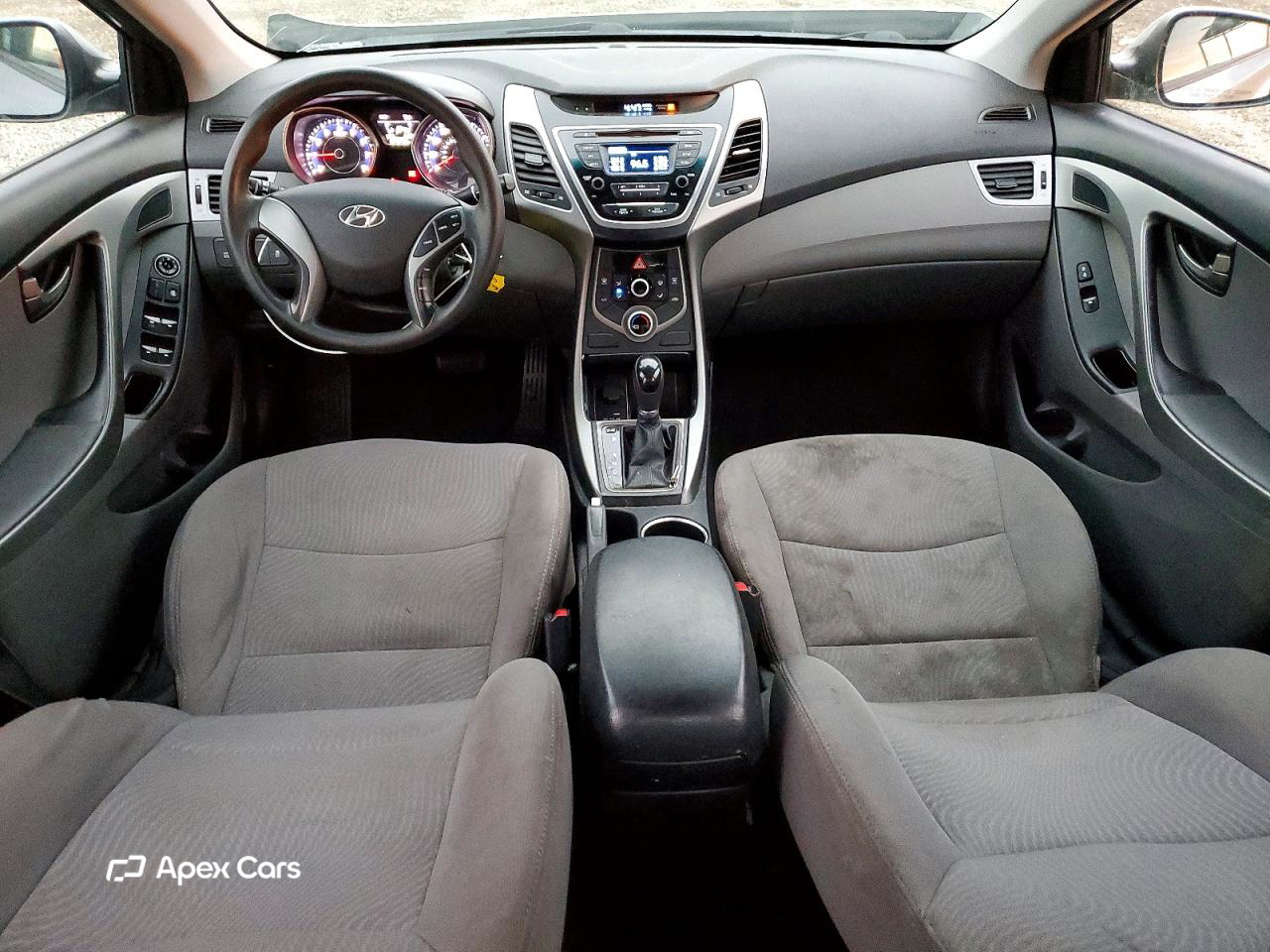 Hyundai Elantra 2016