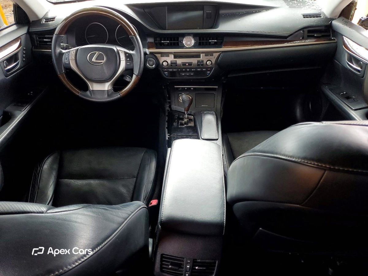 Lexus ES 2013