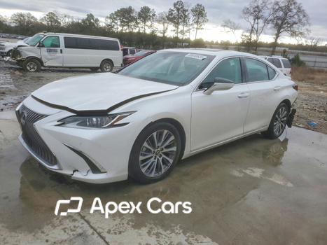 Lexus ES 2021 - Image 1 of 13