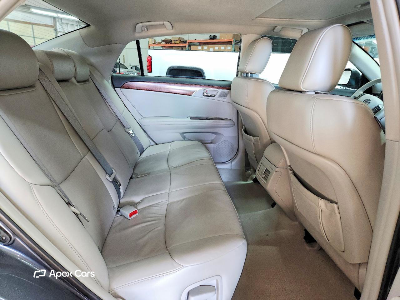 Toyota Avalon 2011