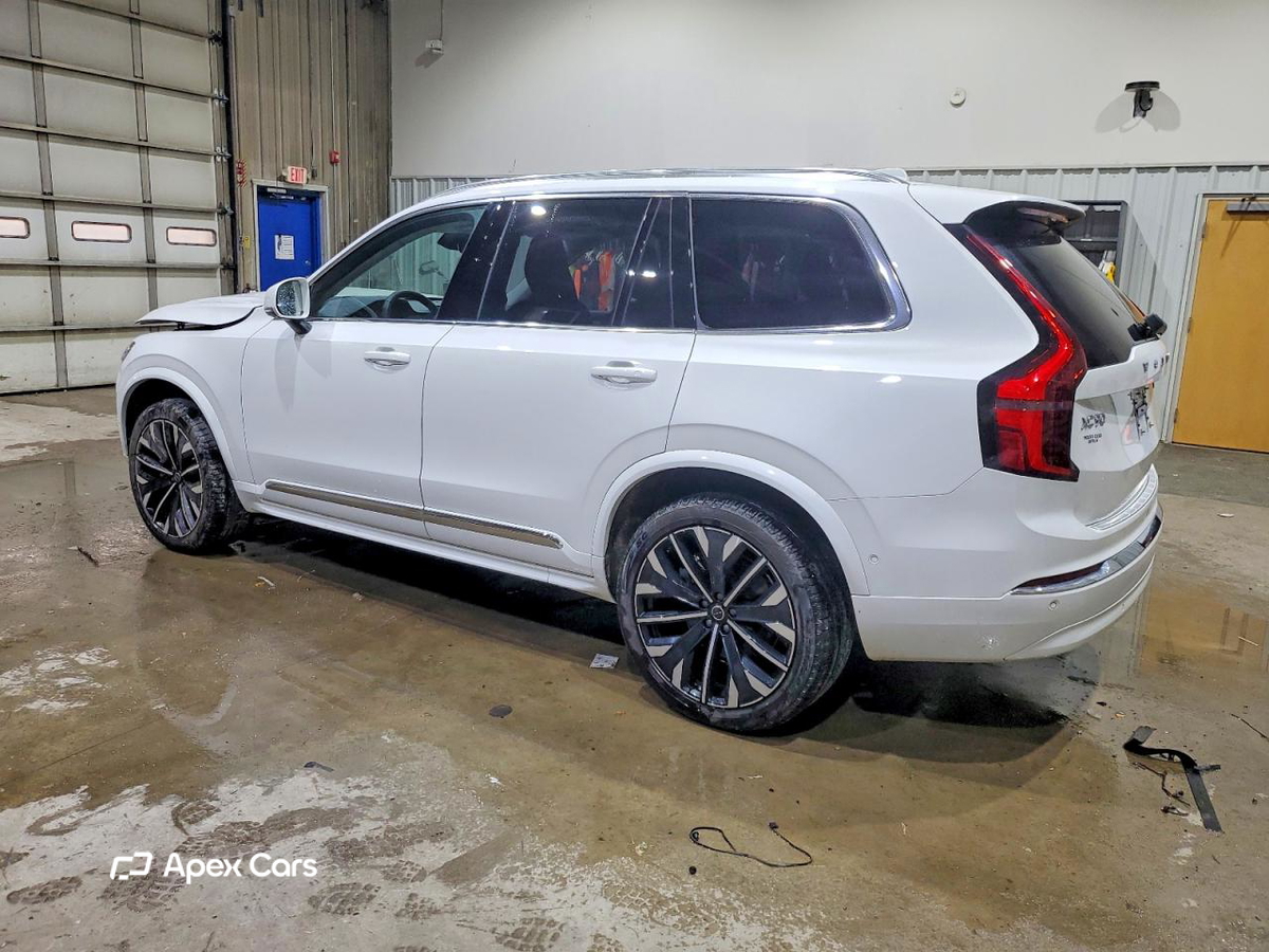 Volvo XC90 2025