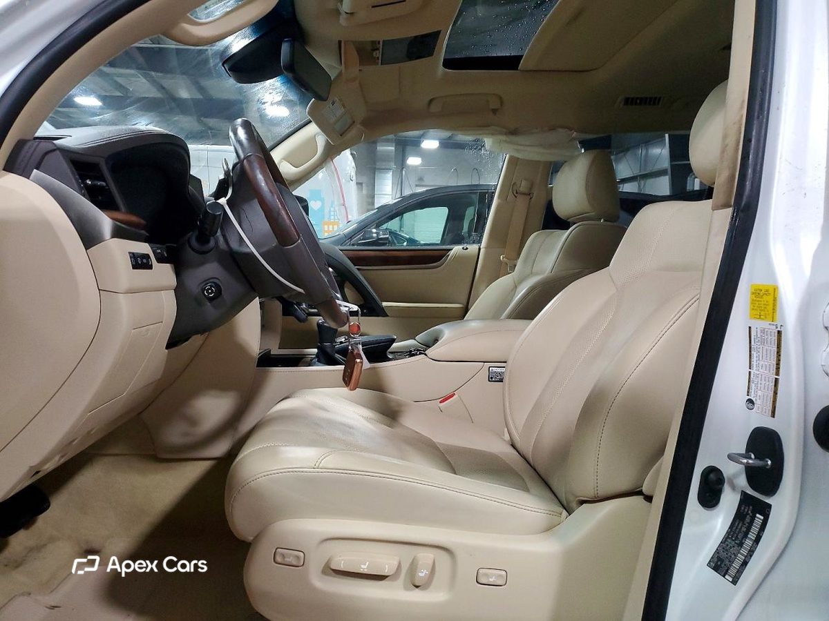Lexus LX 2020
