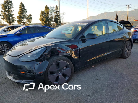 Tesla Model 3 2023 - Image 1 of 12