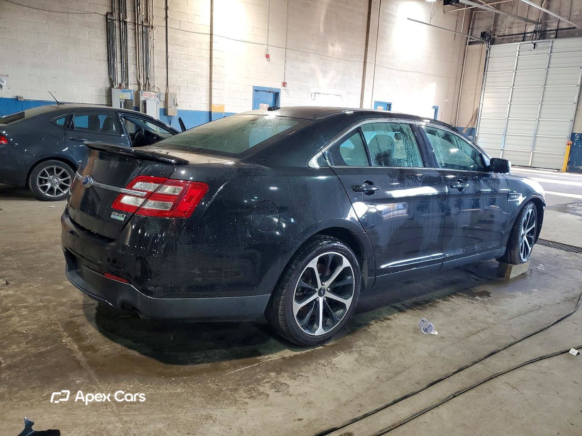 Ford Taurus 2015