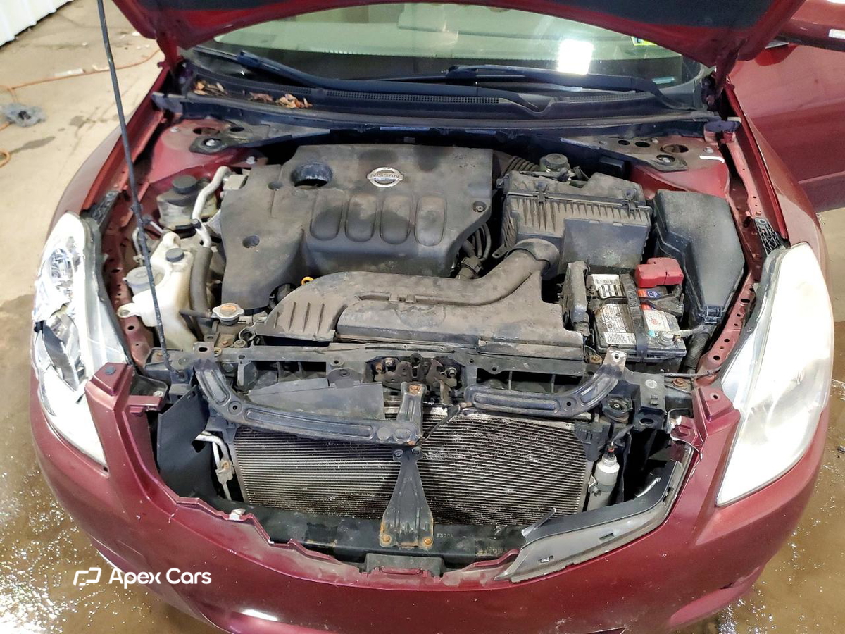 Nissan Altima 2012