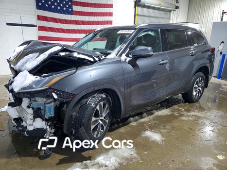 Toyota Highlander 2021 - Image 1 of 14