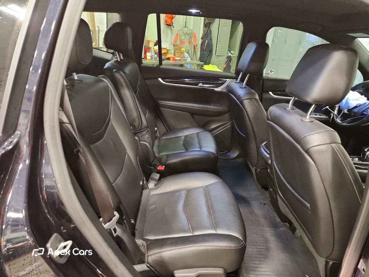 Cadillac XT6 2021