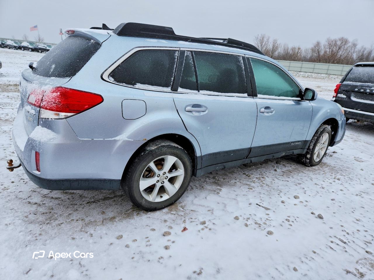 Subaru Outback 2013