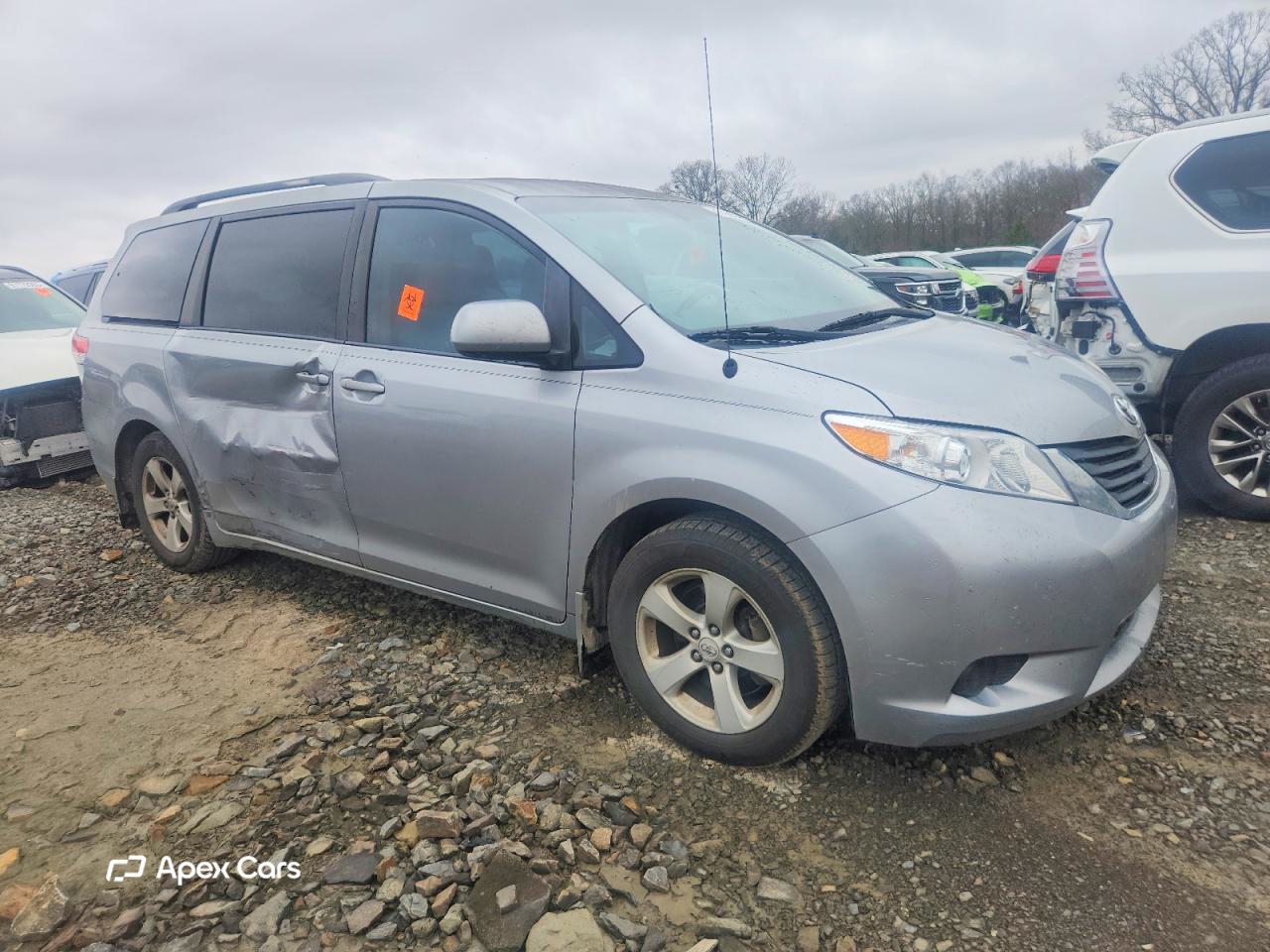 Toyota Sienna 2011