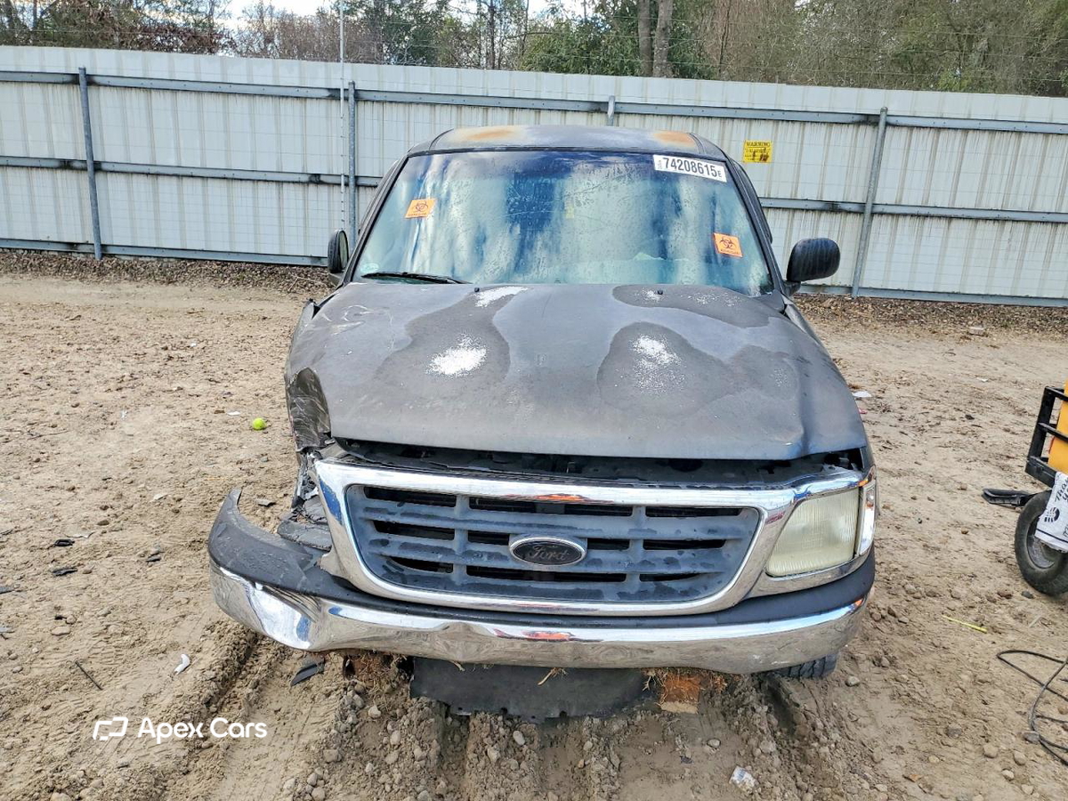 Ford F-150 2002