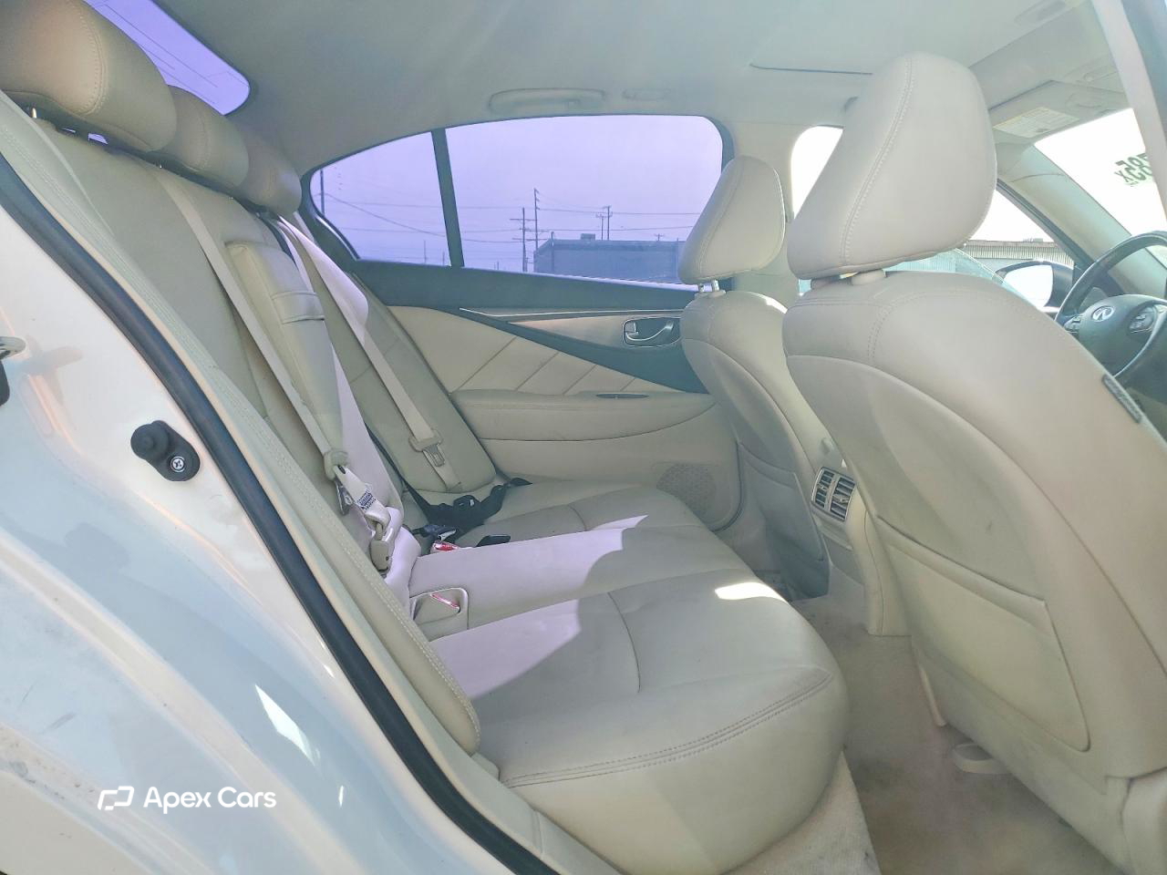 Infiniti Q50 2017