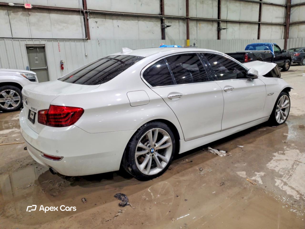 BMW Series 5 2015