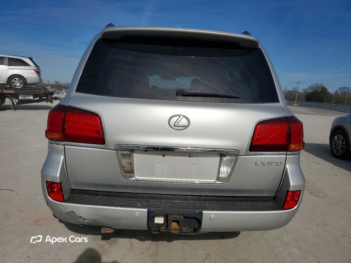 Lexus LX 2011