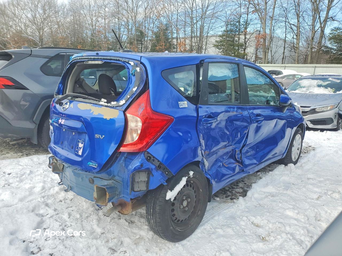 Nissan Versa 2016