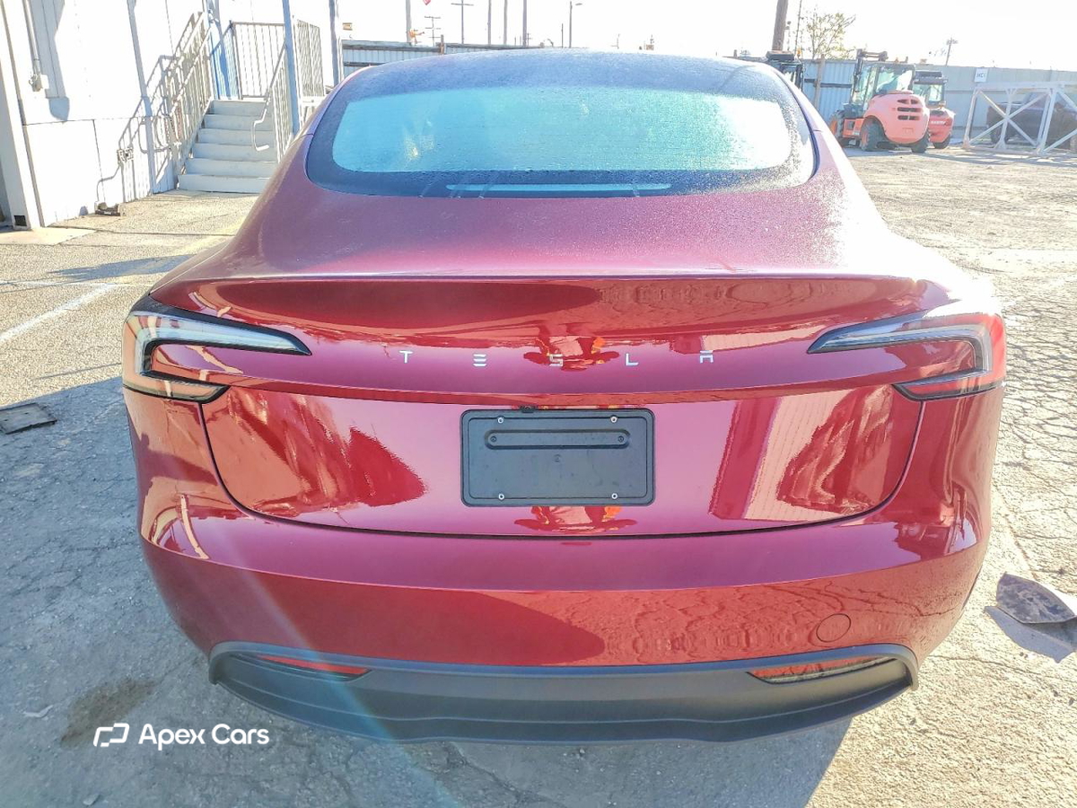 Tesla Model 3 2025