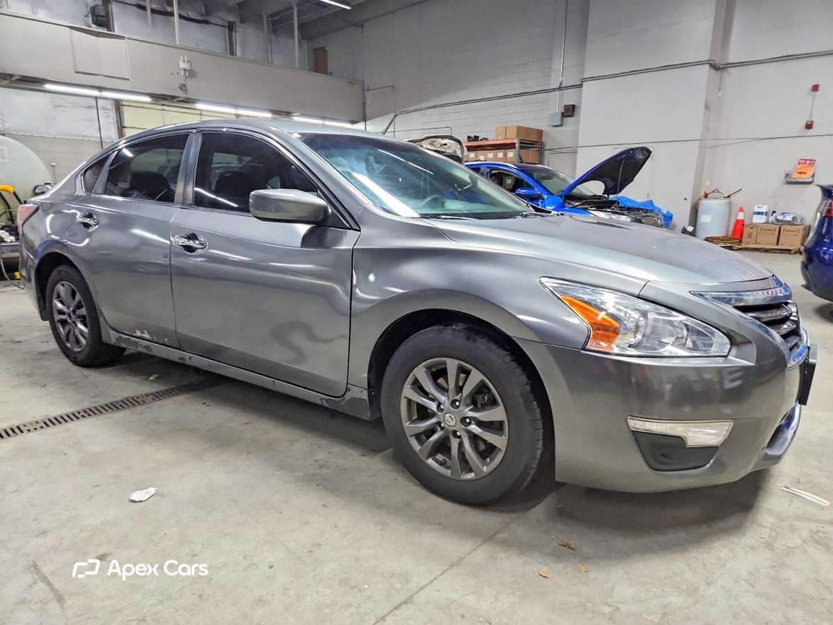 Nissan Altima 2015
