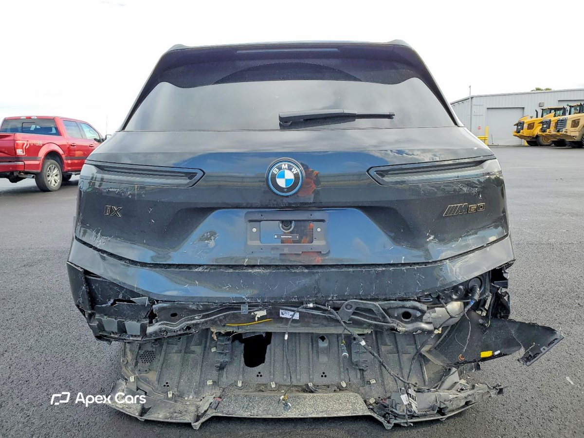 BMW iX 2025
