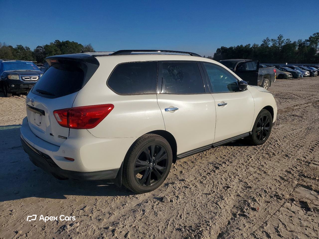 Nissan Pathfinder 2018
