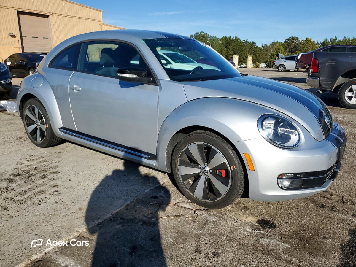 Volkswagen Beetle 2012