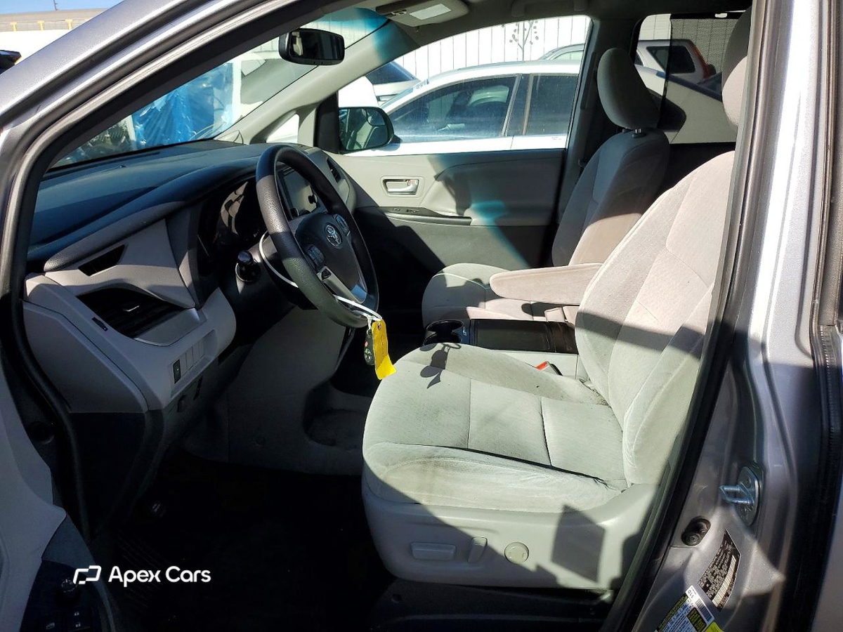Toyota Sienna 2017