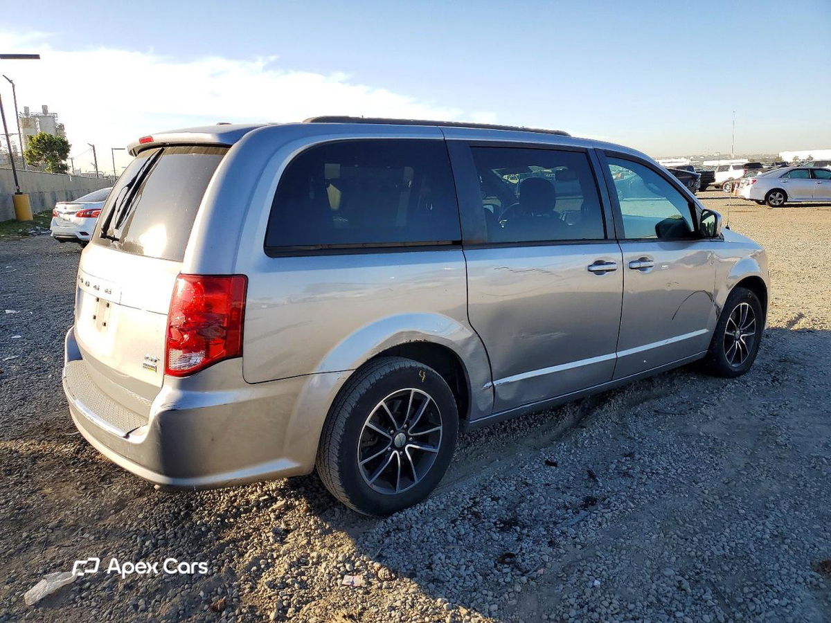 Dodge Caravan 2019