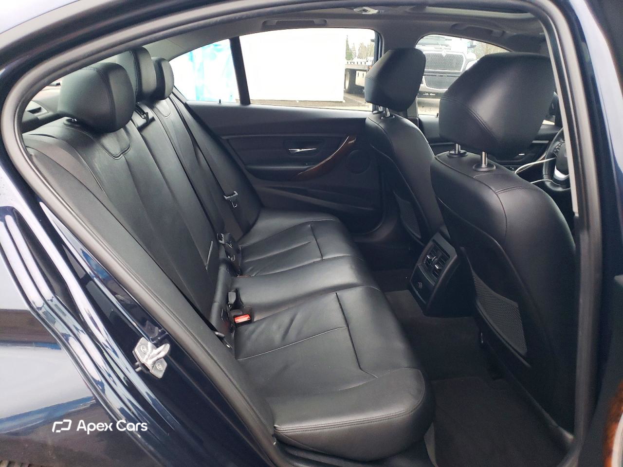 BMW Series 3 2015