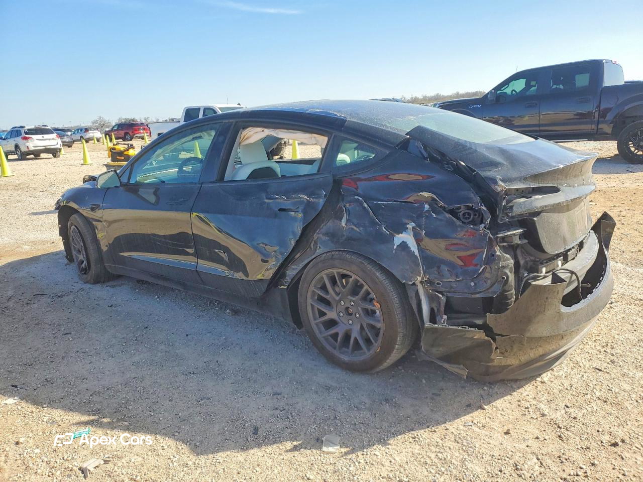 Tesla Model 3 2025