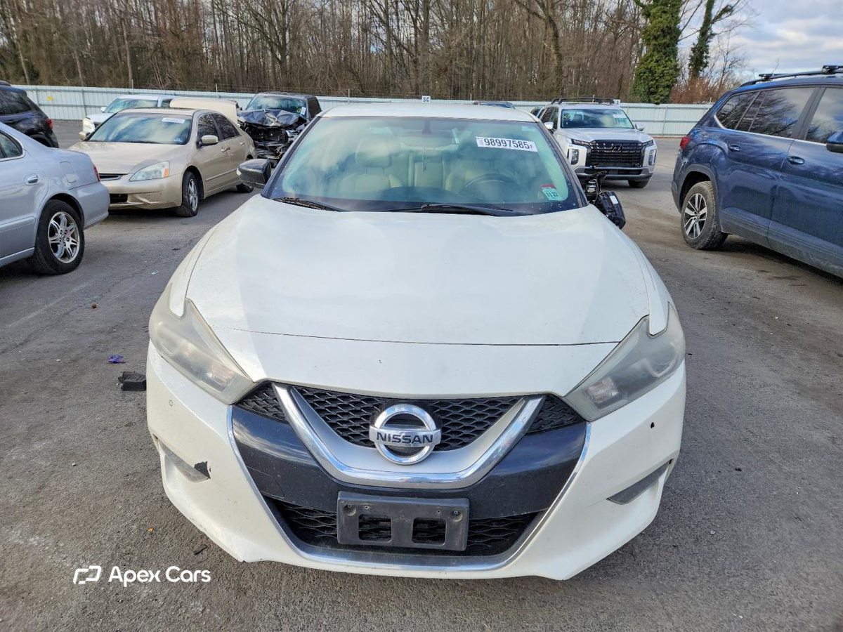 Nissan Maxima 2017