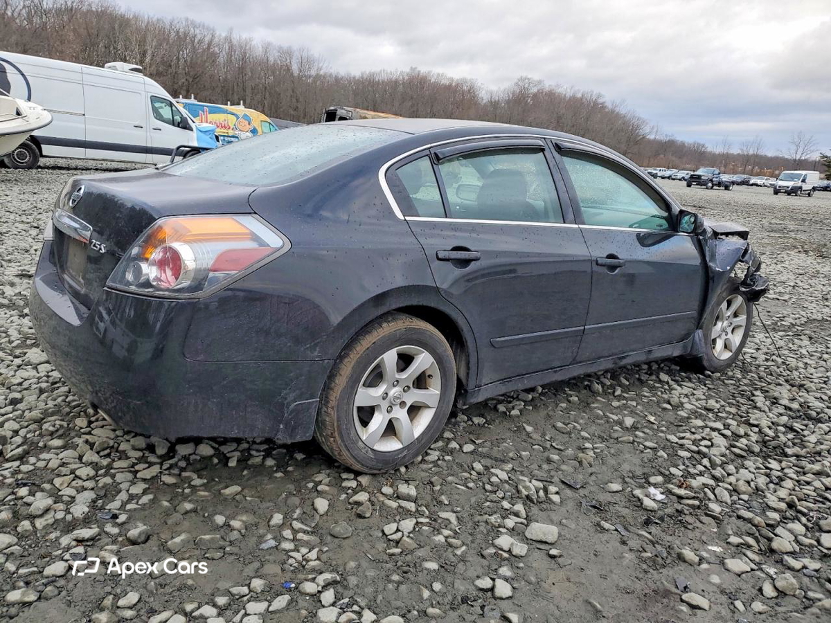 Nissan Altima 2011