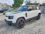 Land Rover Defender 2023
