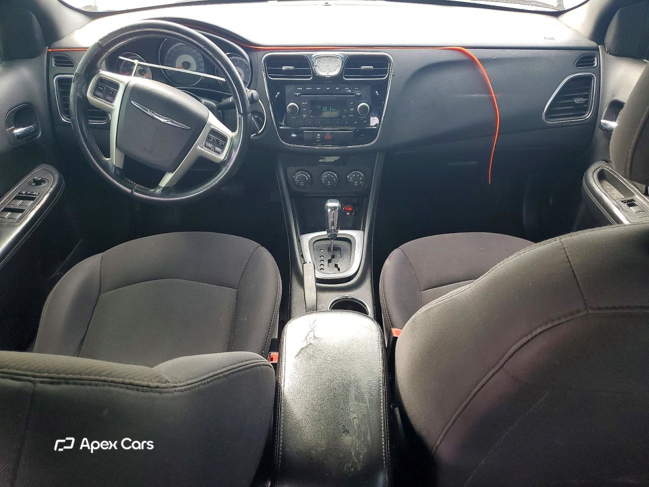 Chrysler 200 2012