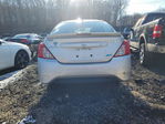 Nissan Versa 2015