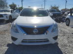 Nissan Versa 2016