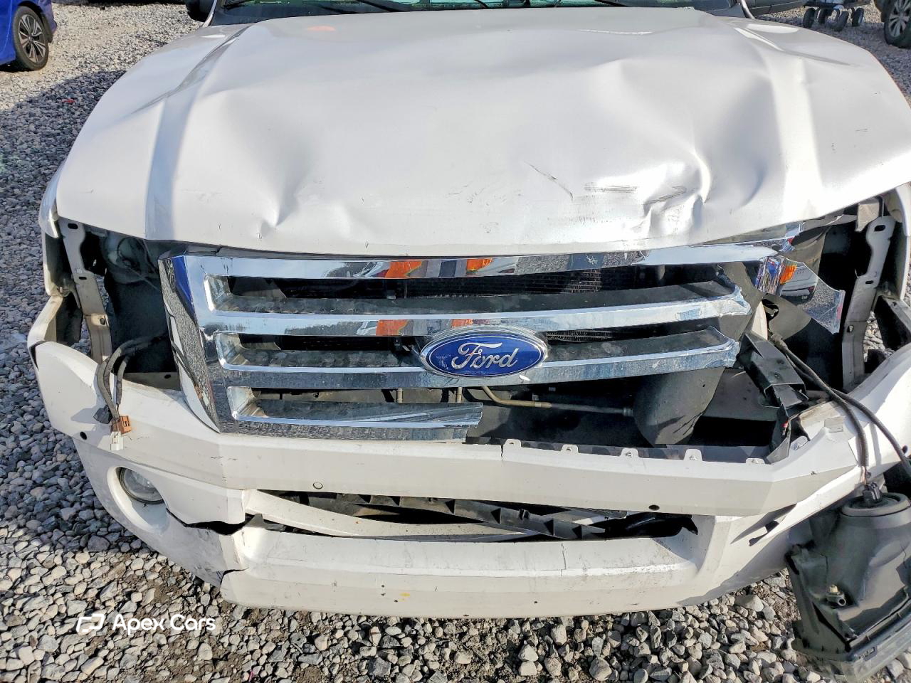 Ford Expedition 2012