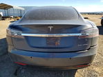 Tesla Model S 2020