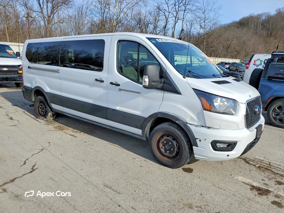 Ford Transit 2024