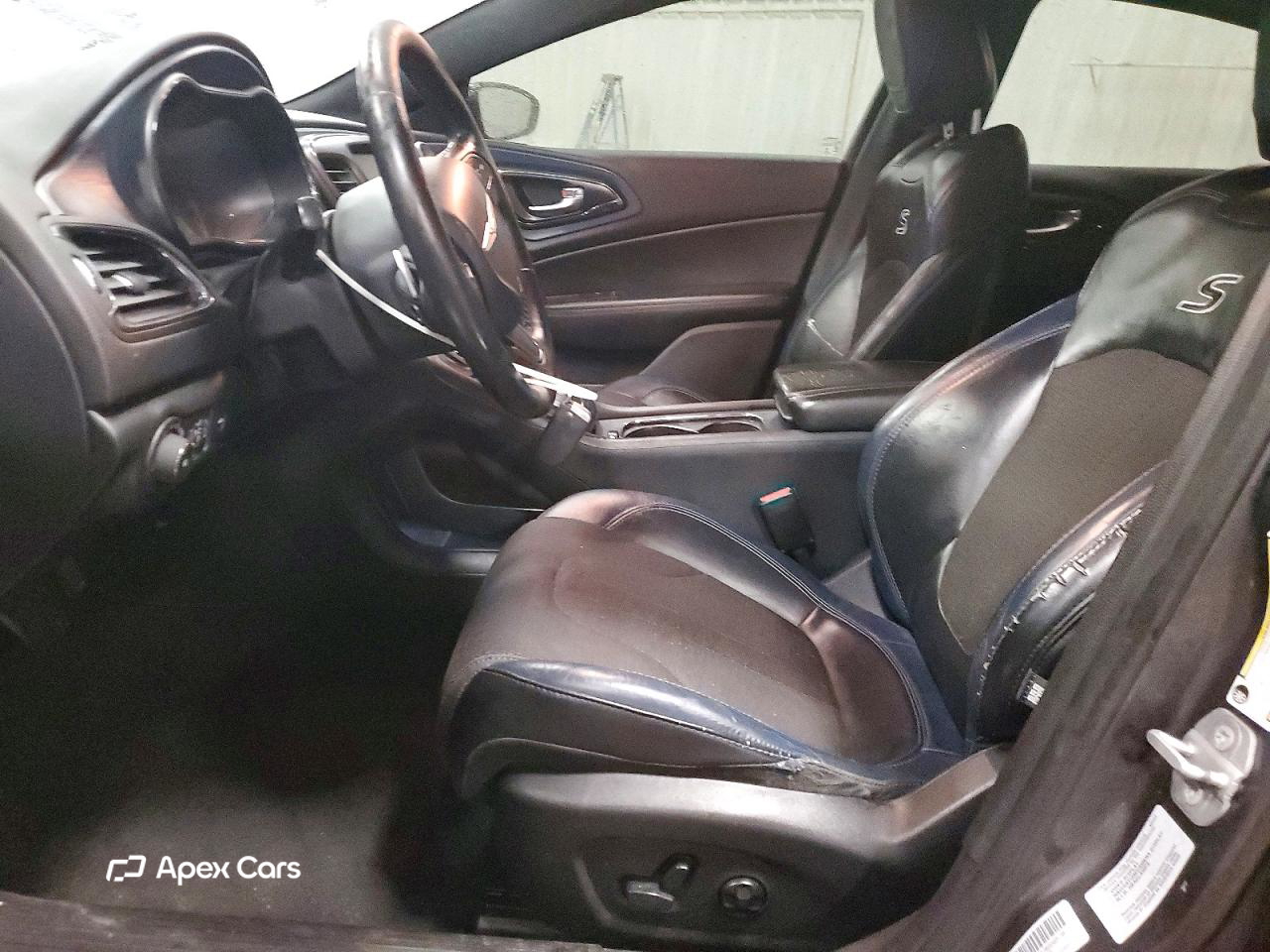 Chrysler 200 2016
