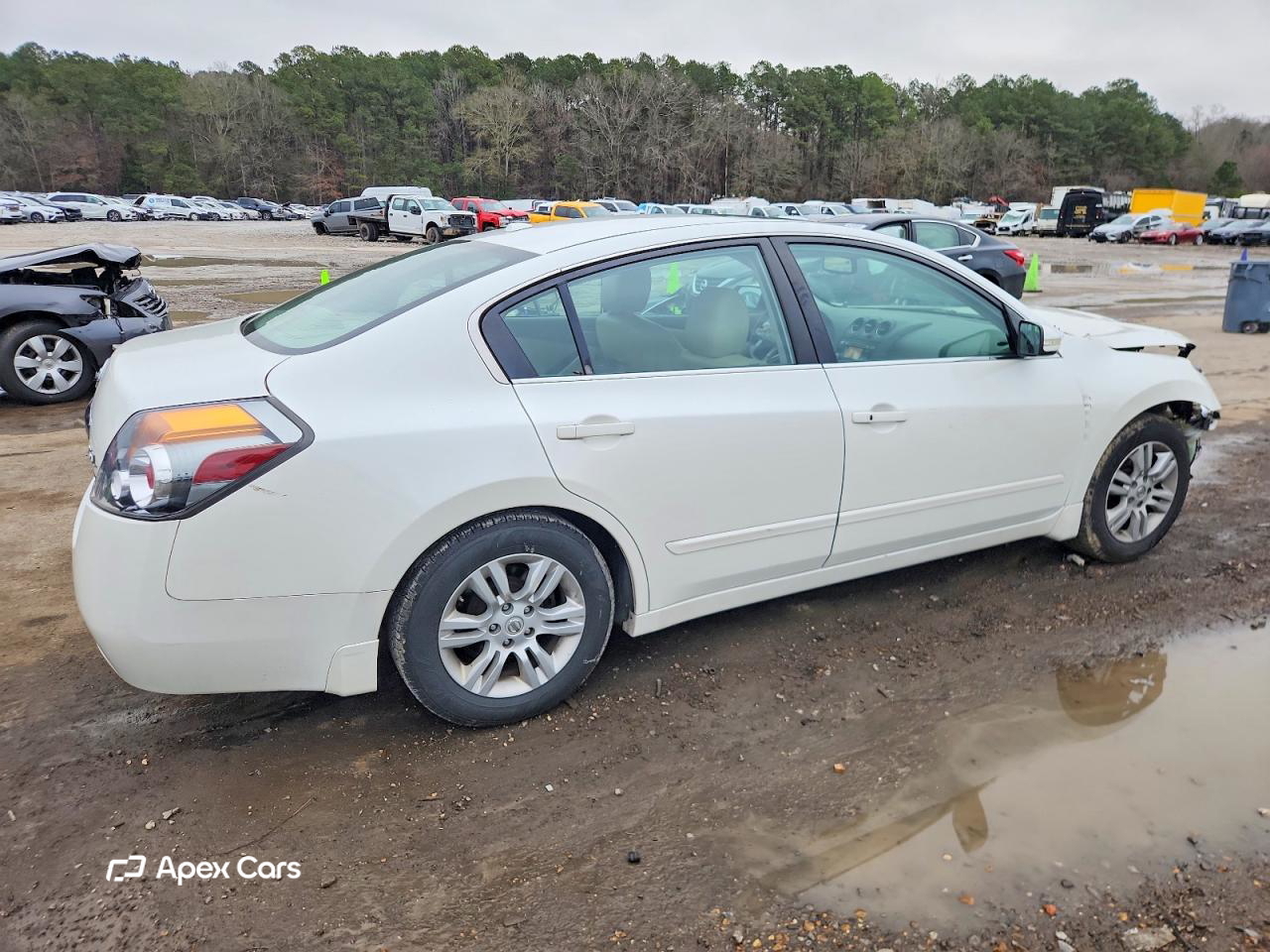 Nissan Altima 2011