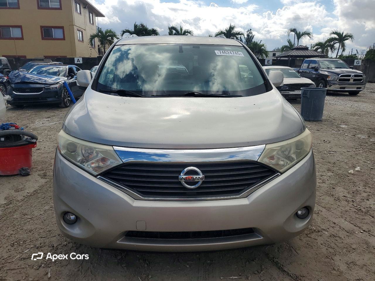 Nissan Quest 2012